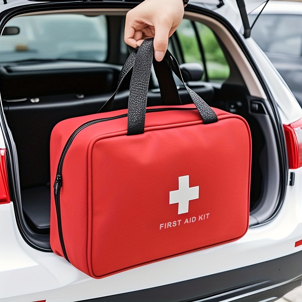 First Aid Kit, Premium Compact - مراجعة Field Dressing Kit وسعره