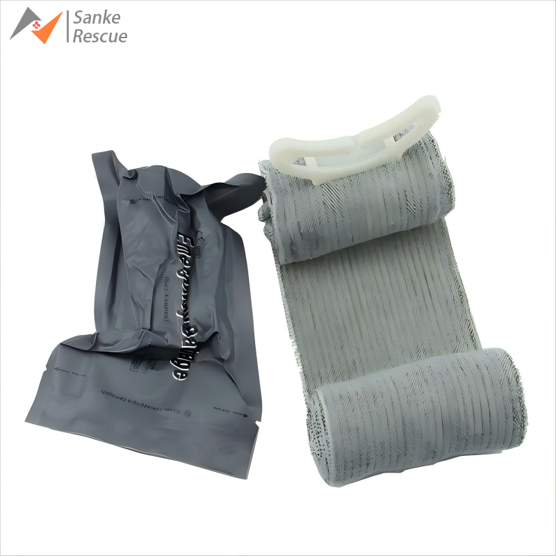 Emergency First Aid Trauma Kit - مراجعة Field Dressing Kit وسعره